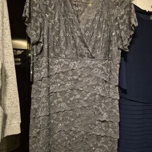 Chic Gray Lace Long Sleeve Dress